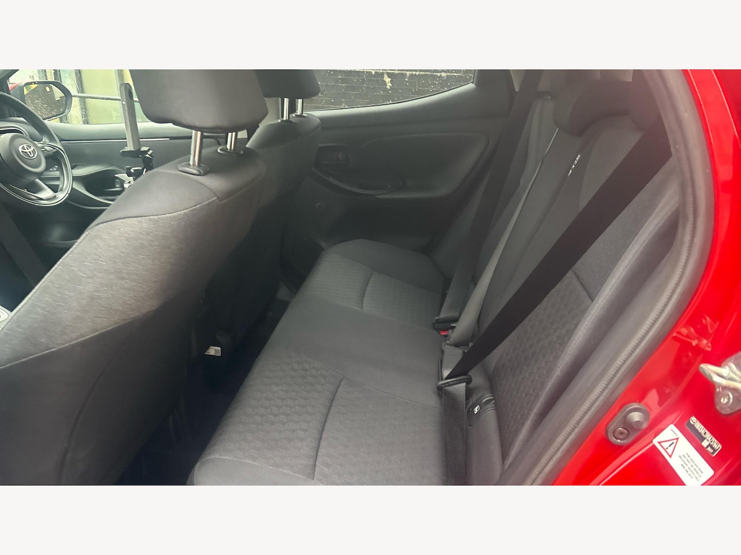 Used Toyota Yaris 2022 for sale - 77564836: Photo 15