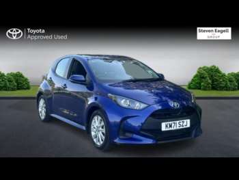 2021 (71) - 1.5 VVT-h Icon Hatchback 5dr Petrol Hybrid E-CVT Euro 6 (s/s) (116 ps)