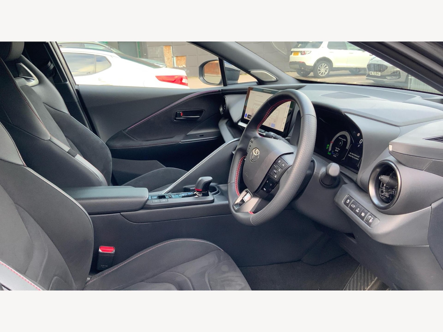 Used Toyota C-HR 2024 for sale - 77799281: Photo 13