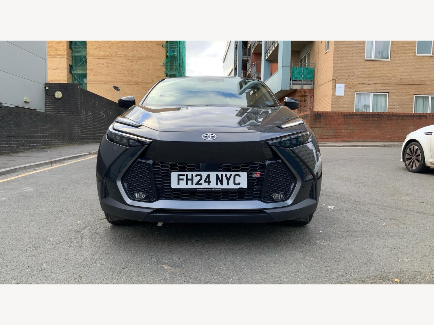Used Toyota C-HR 2024 for sale - 77799281: Photo 17