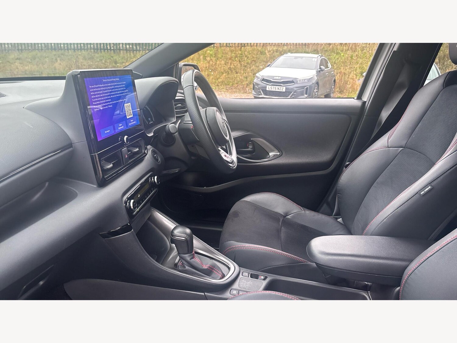 Used Toyota Yaris for sale - 77587228: Photo 12