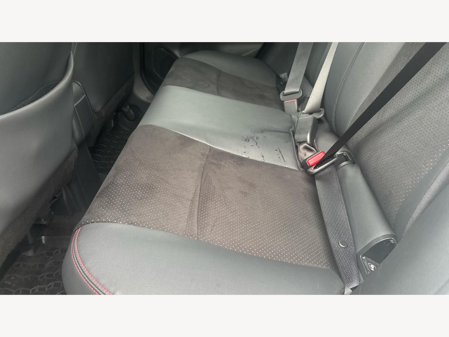 Used Toyota Yaris for sale - 77587228: Photo 15