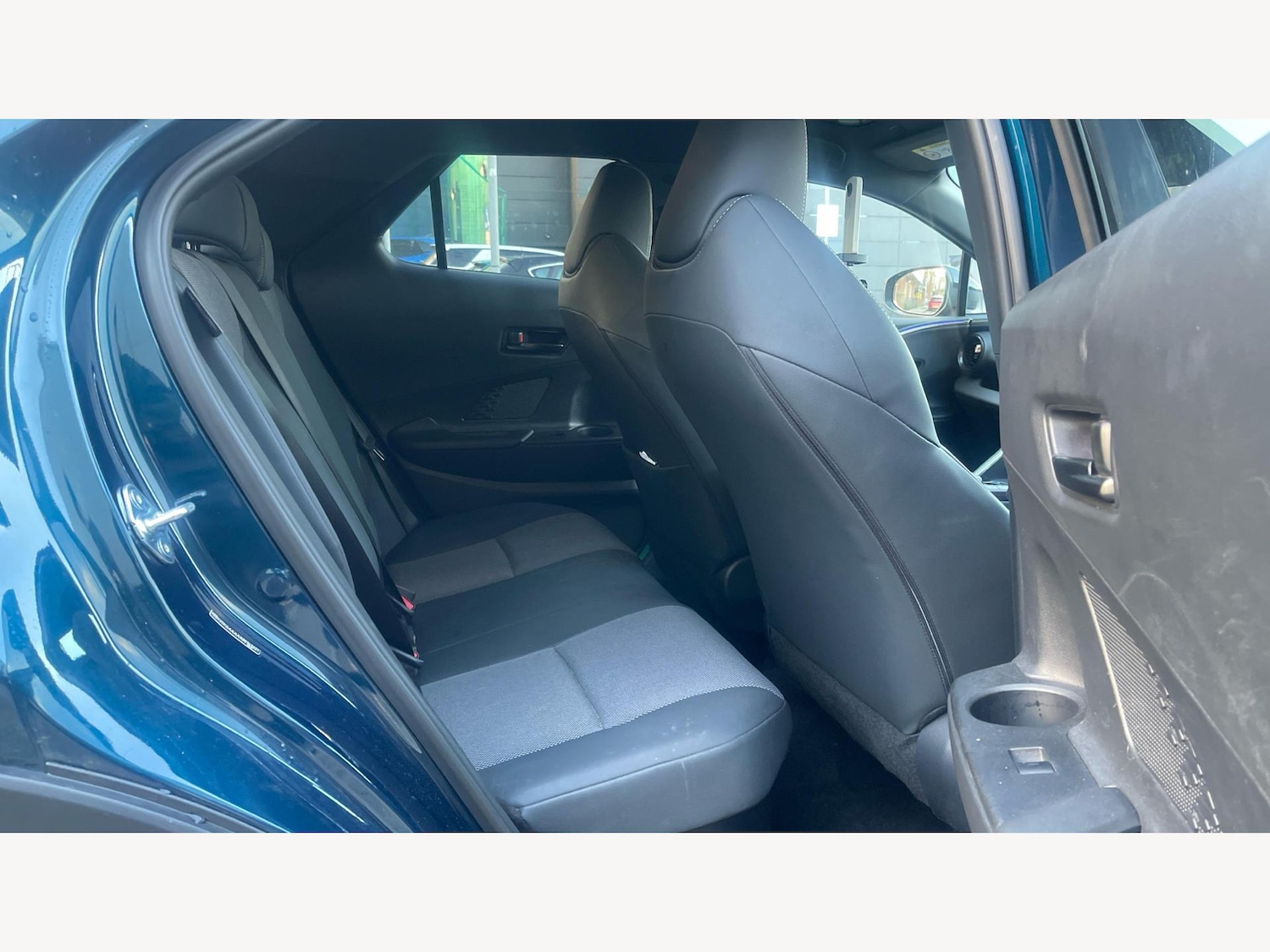 Used Toyota C-HR 2025 for sale - 76927012: Photo 14