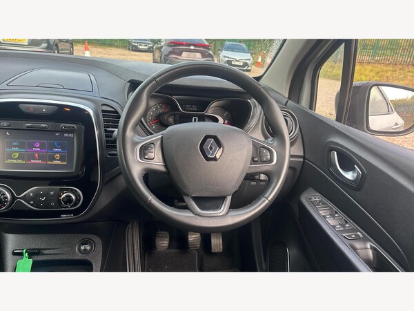 Used Renault Captur 2018 for sale - 75977097: Photo 8
