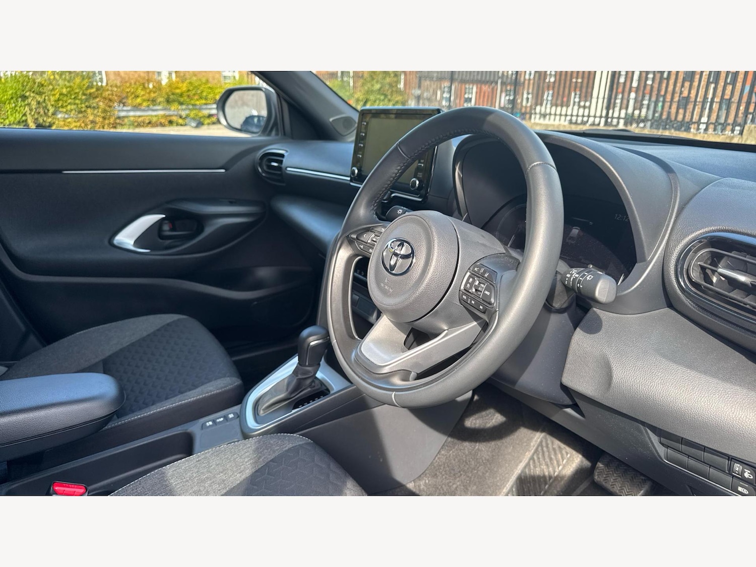 Used Toyota Yaris Cross 2023 for sale - 76380498: Photo 13