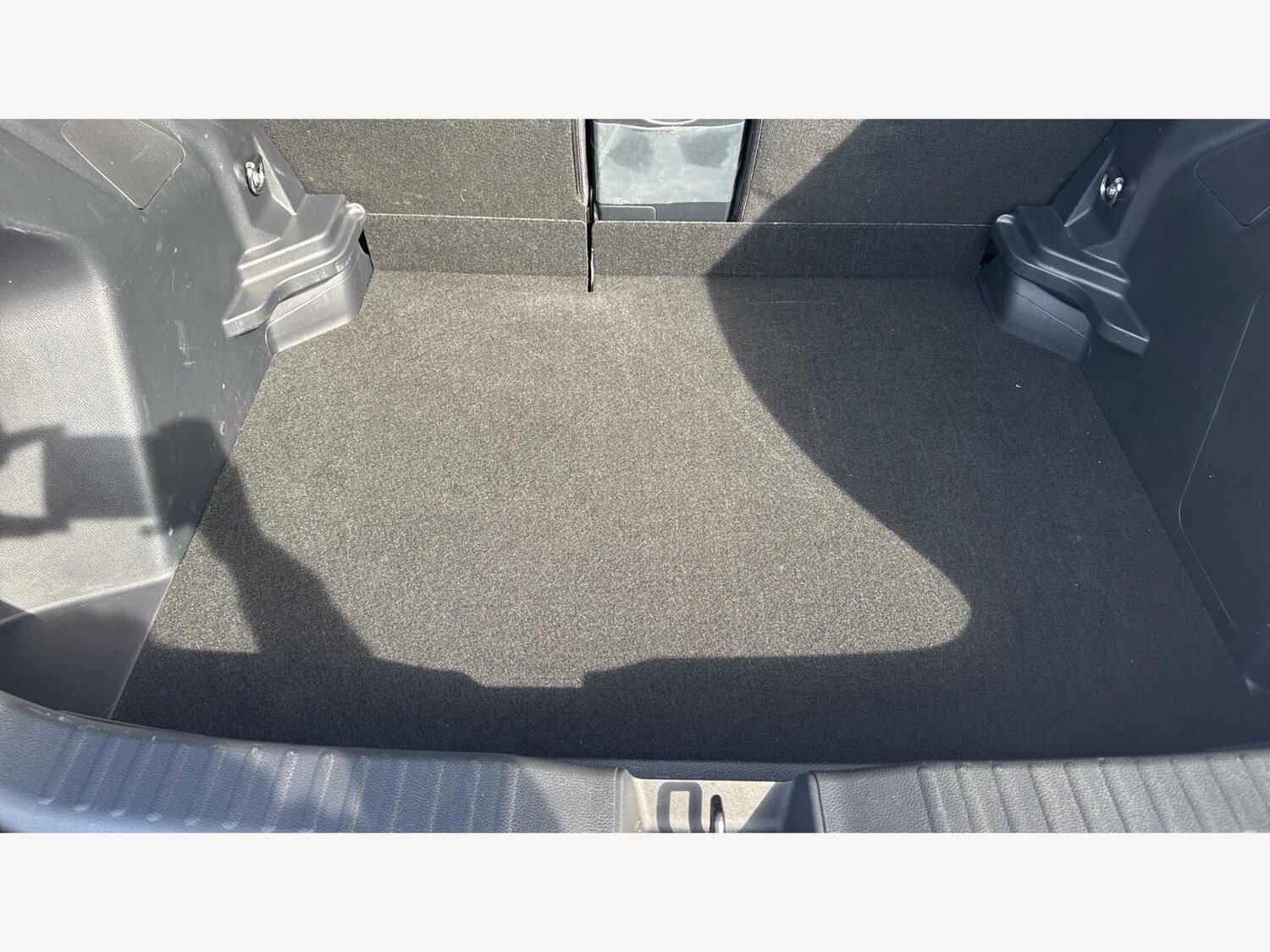 Used Toyota Yaris Cross 2023 for sale - 76380498: Photo 16