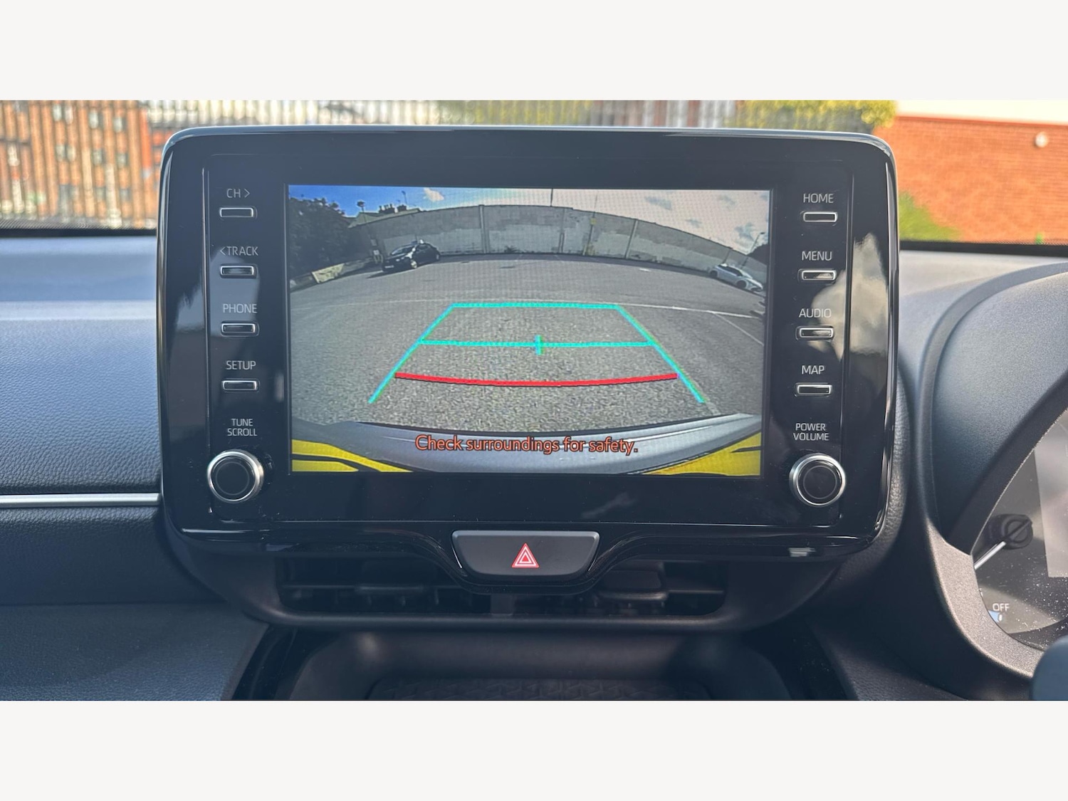 Used Toyota Yaris Cross 2023 for sale - 76380498: Photo 9