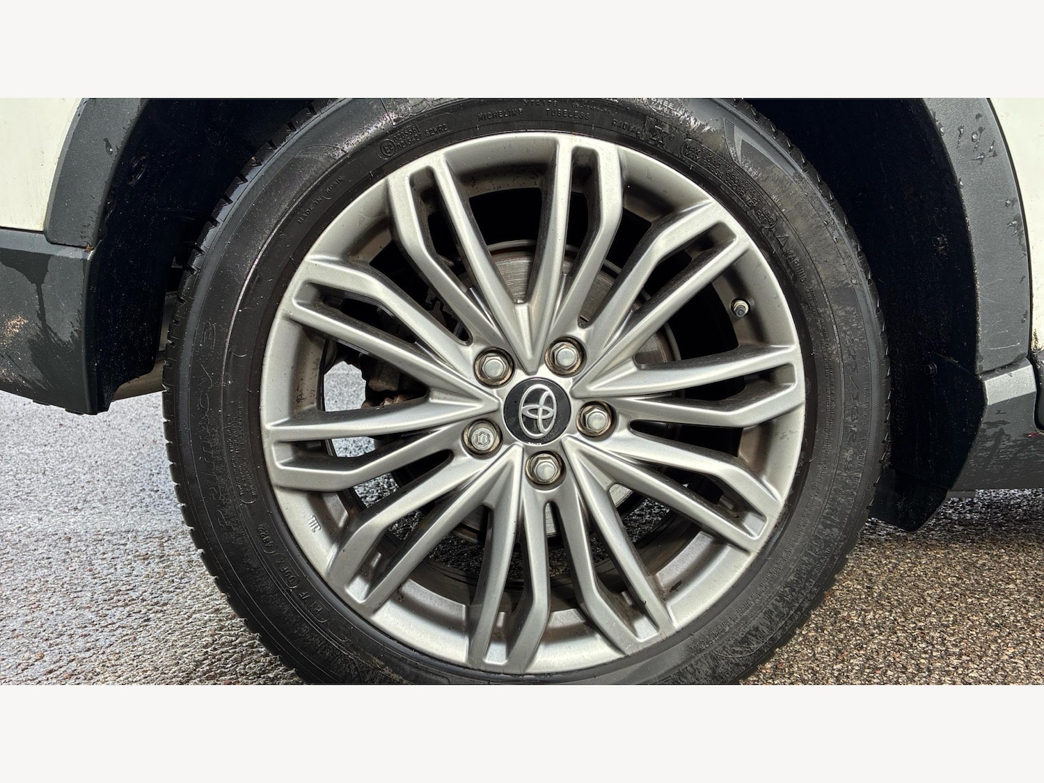 Used Toyota C-HR 2023 for sale - 76326461: Photo 20
