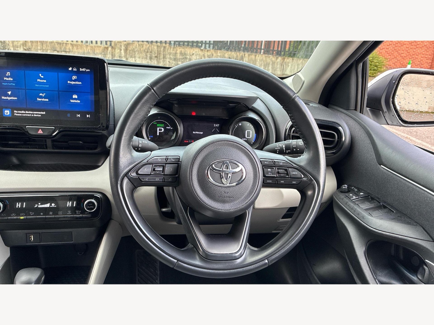 Used Toyota Yaris 2023 for sale - 76327114: Photo 8