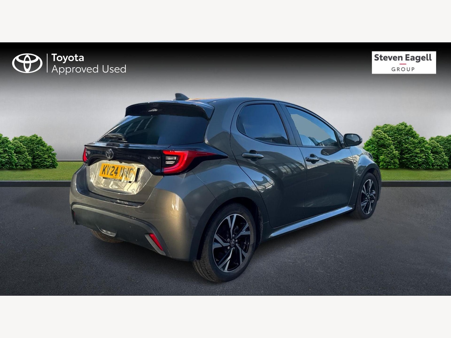 Used Toyota Yaris 2024 for sale - 77440246: Photo 2