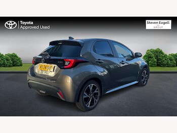 Used Toyota Yaris 2024 for sale - 77440246: Photo