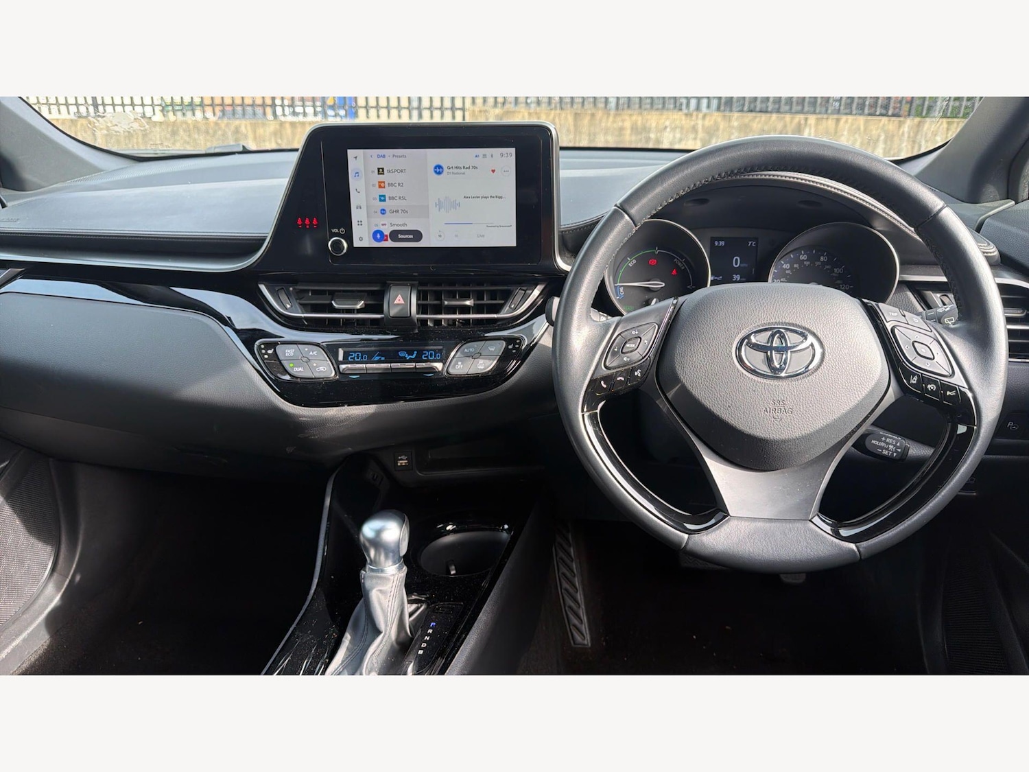 Used Toyota C-HR for sale - 77978018: Photo 8