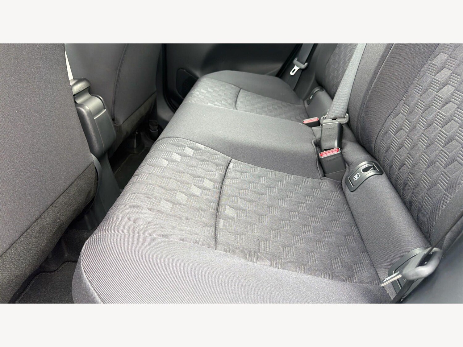 Used Toyota Yaris 2025 for sale - 77940119: Photo 16