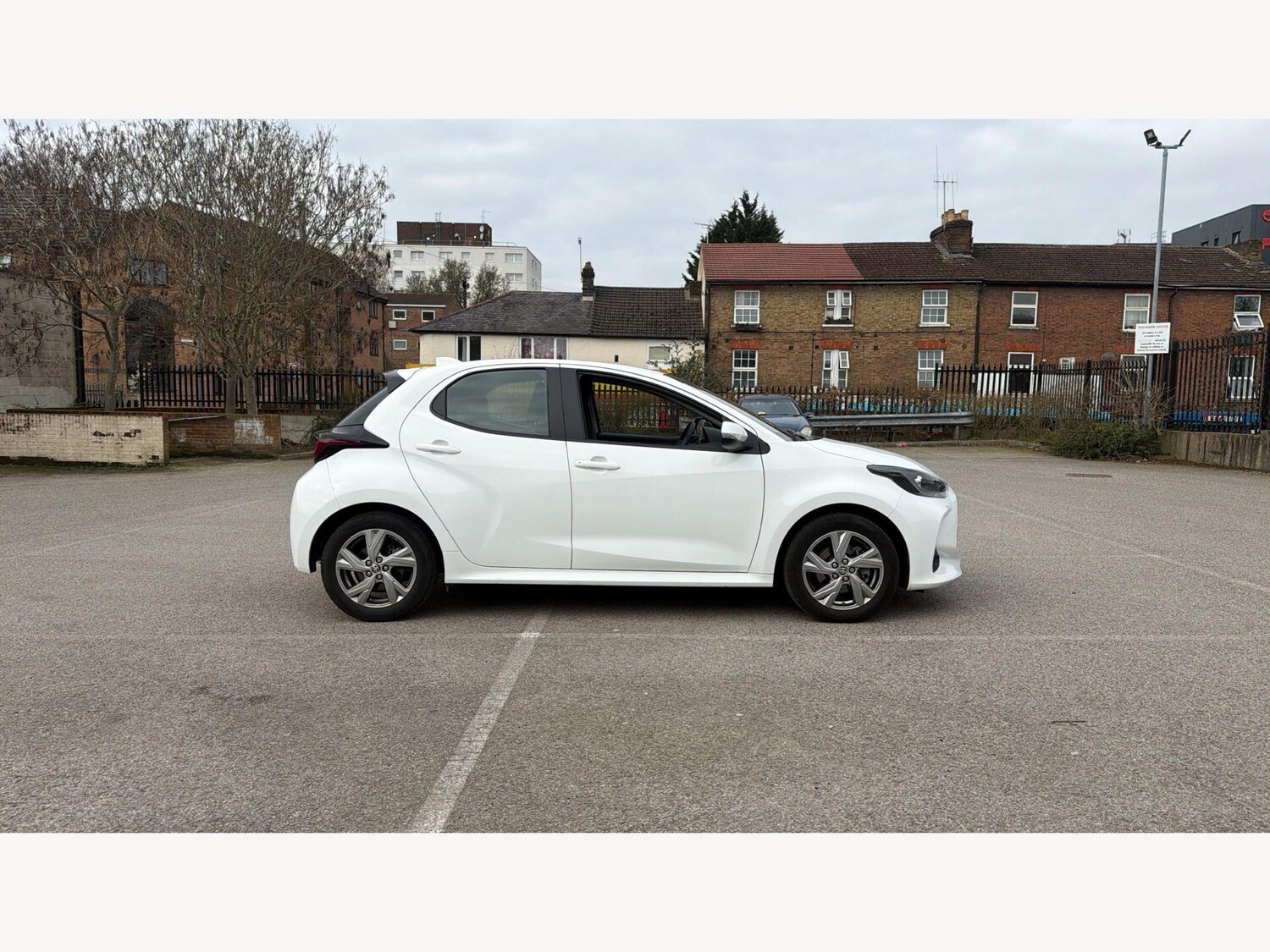 Used Toyota Yaris 2025 for sale - 77940119: Photo 19