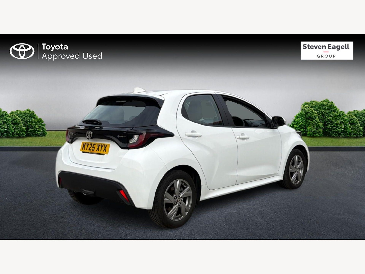 Used Toyota Yaris 2025 for sale - 77940119: Photo 2