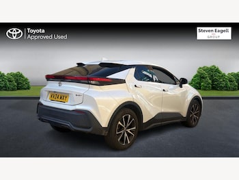 Used Toyota C-HR 2024 for sale - 79412385: Photo