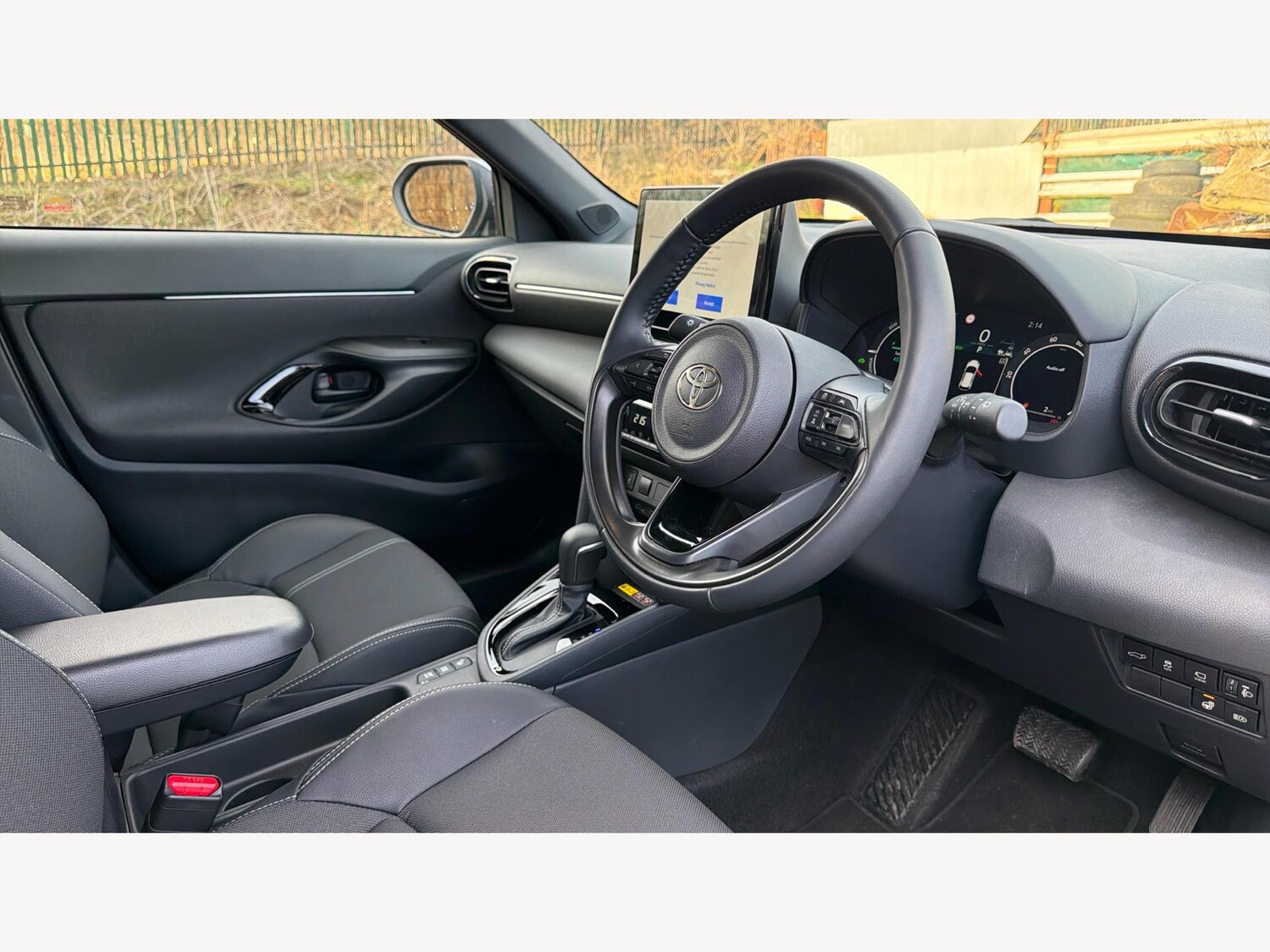 Used Toyota Yaris Cross 2025 for sale - 77496328: Photo 13