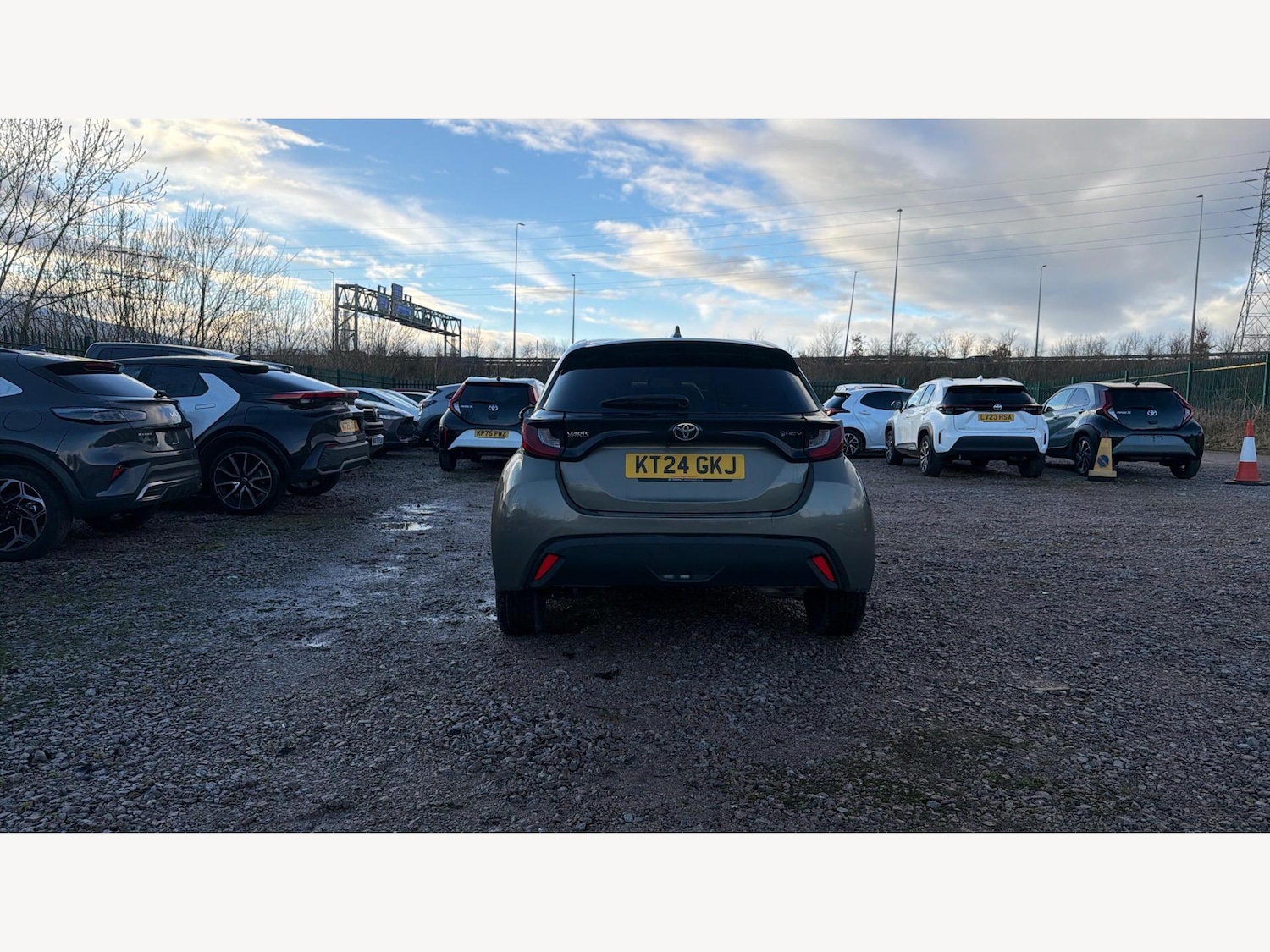 Used Toyota Yaris for sale - 77737293: Photo 22