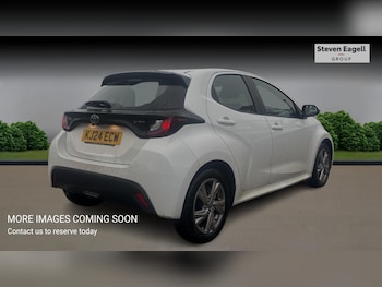 Used Toyota Yaris 2024 for sale - 77345280: Photo