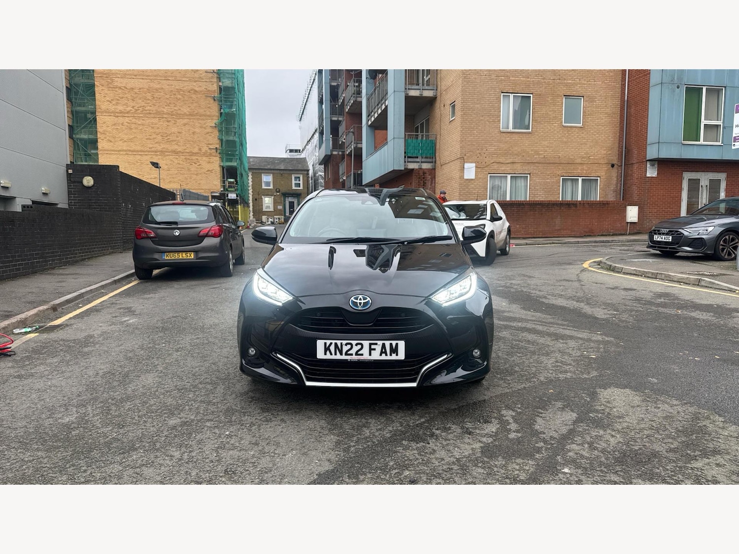 Used Toyota Yaris for sale - 77625618: Photo 17