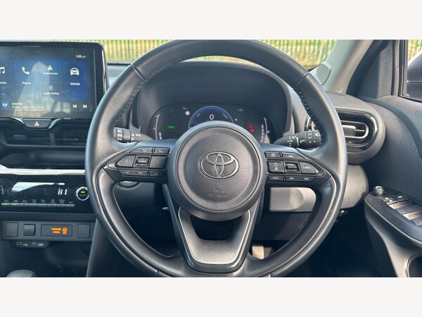 Used Toyota Yaris Cross 2024 for sale - 76042580: Photo 10