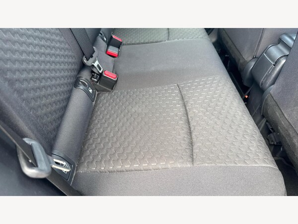 Used Toyota Yaris Cross 2024 for sale - 76042580: Photo 14