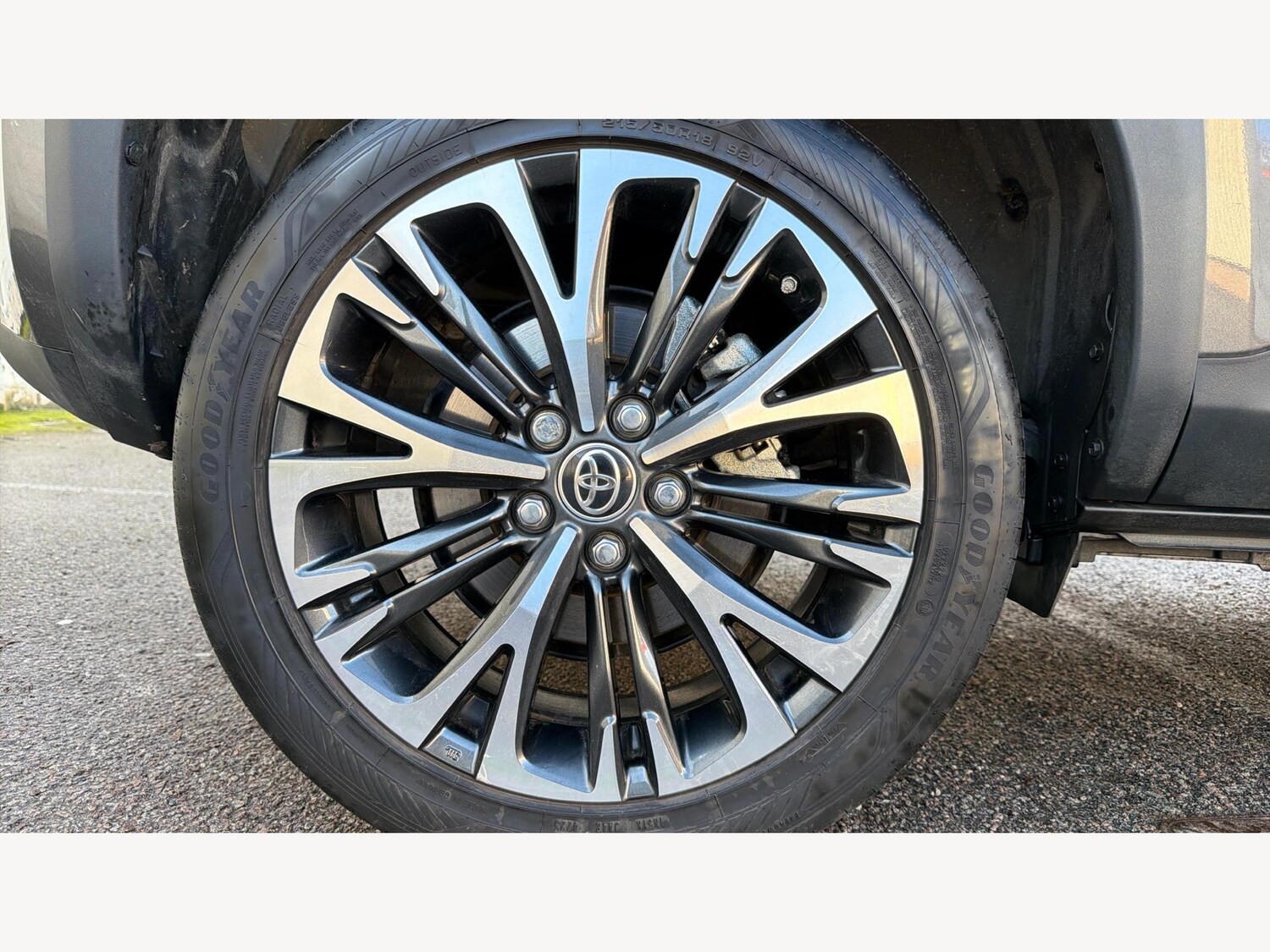 Used Toyota Yaris Cross 2024 for sale - 77237487: Photo 20