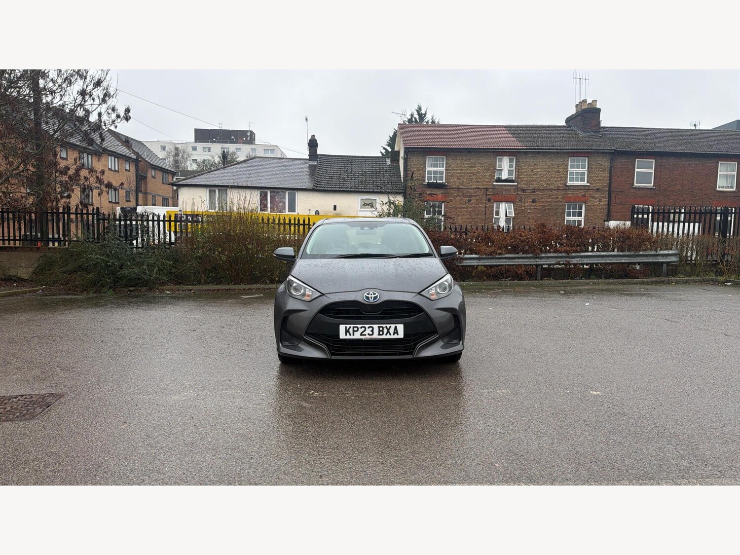 Used Toyota Yaris for sale - 77484400: Photo 18