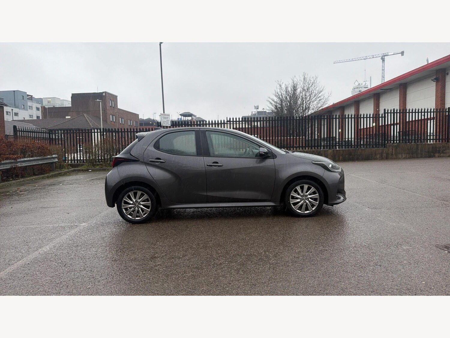 Used Toyota Yaris for sale - 77484400: Photo 19