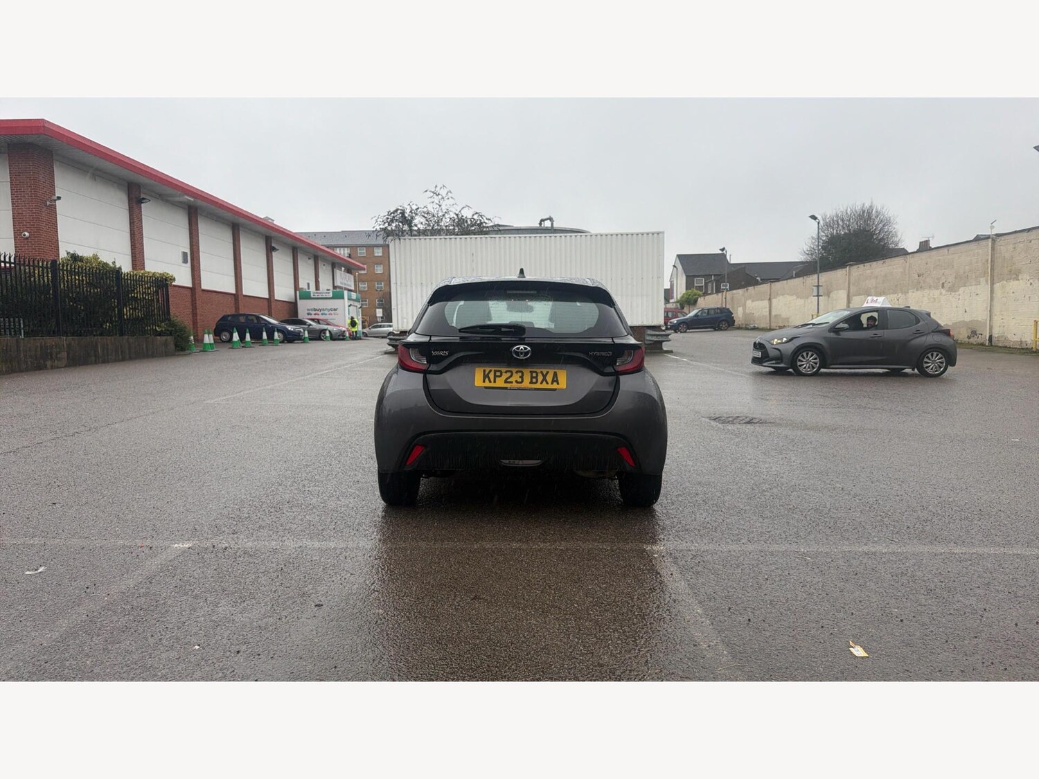 Used Toyota Yaris for sale - 77484400: Photo 22