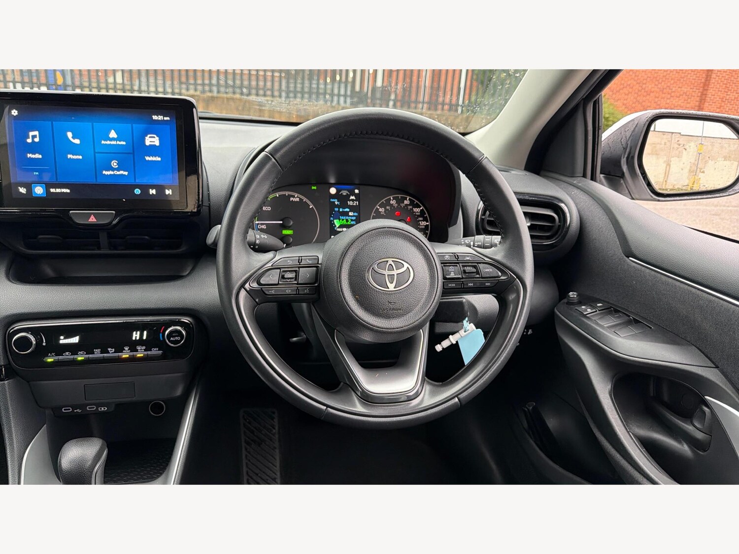 Used Toyota Yaris for sale - 77216359: Photo 8