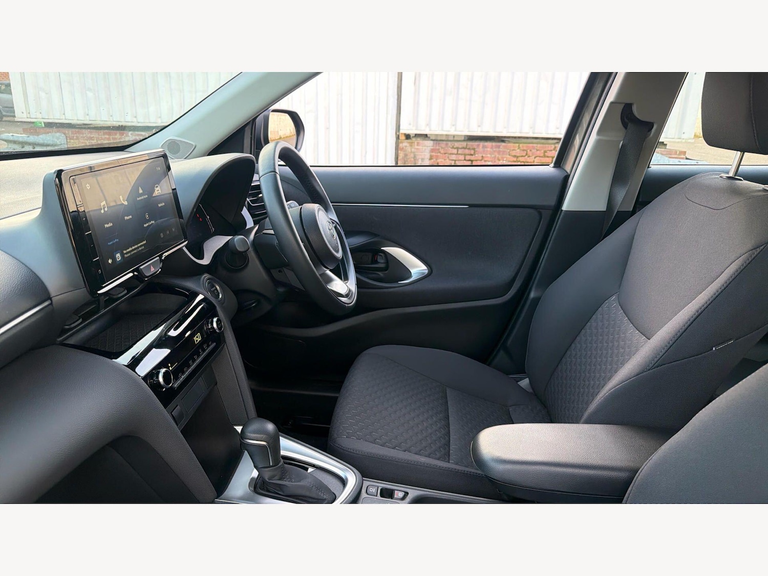 Used Toyota Yaris Cross 2024 for sale - 78071854: Photo 13