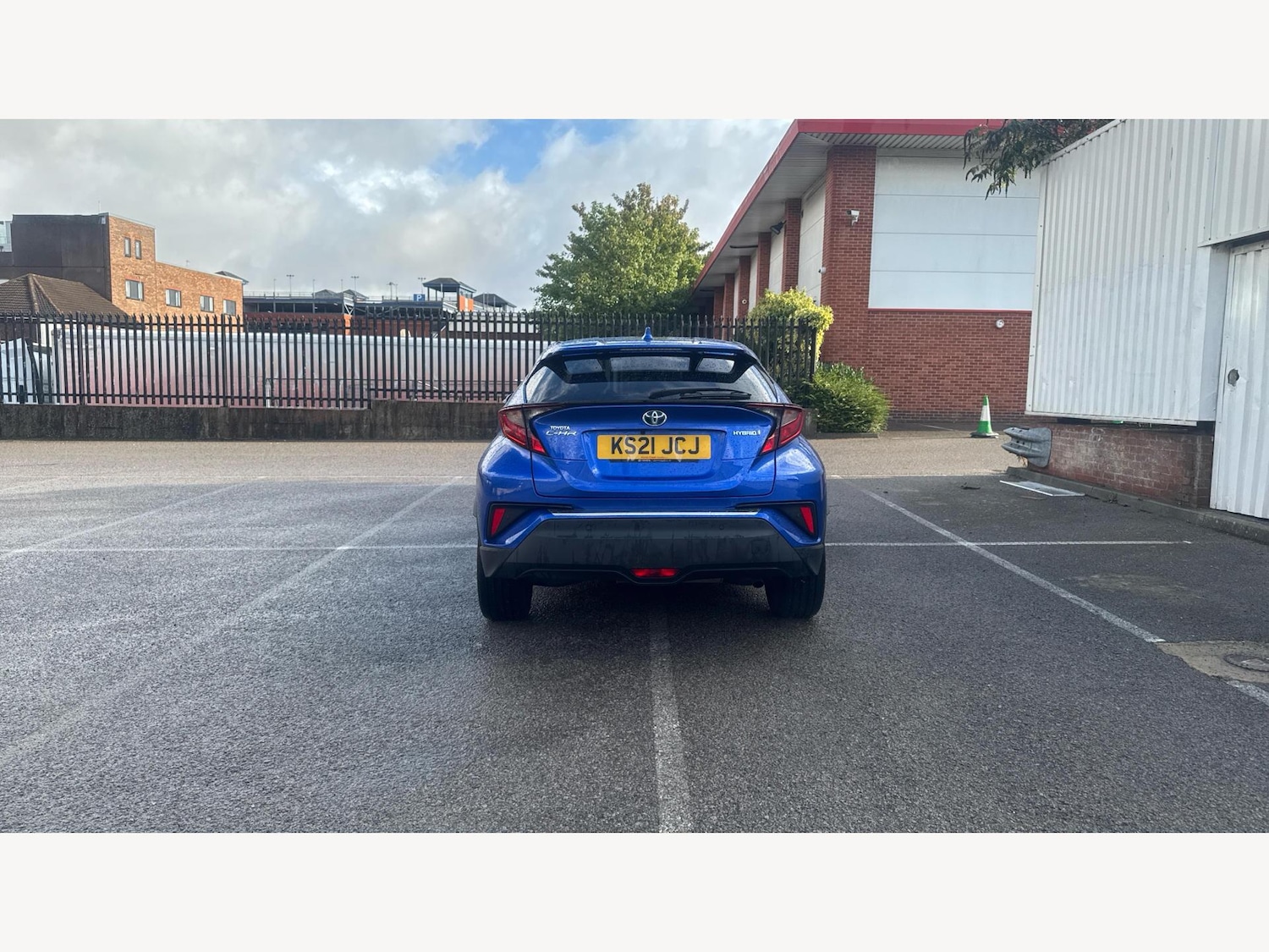 Vehicle 21