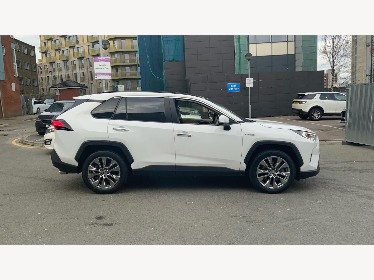 Used Toyota RAV4 2021 for sale - 77057236: Photo 18