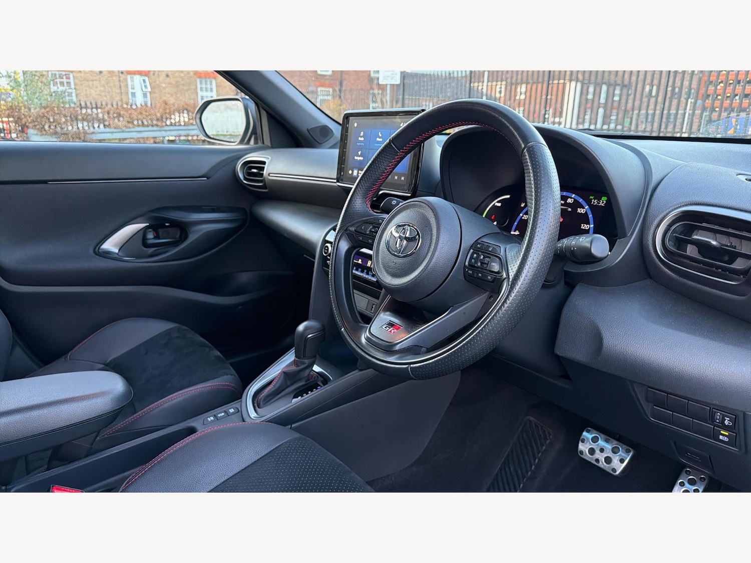 Used Toyota Yaris Cross 2023 for sale - 77057270: Photo 13