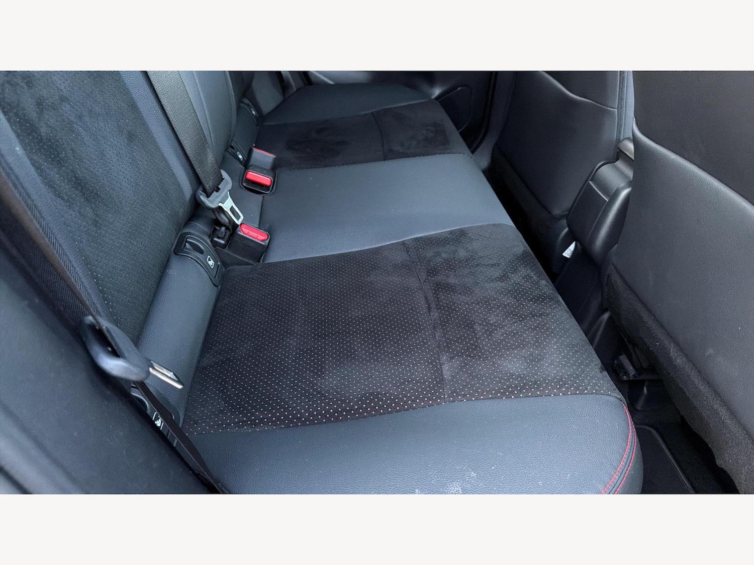 Used Toyota Yaris Cross 2023 for sale - 77057270: Photo 14