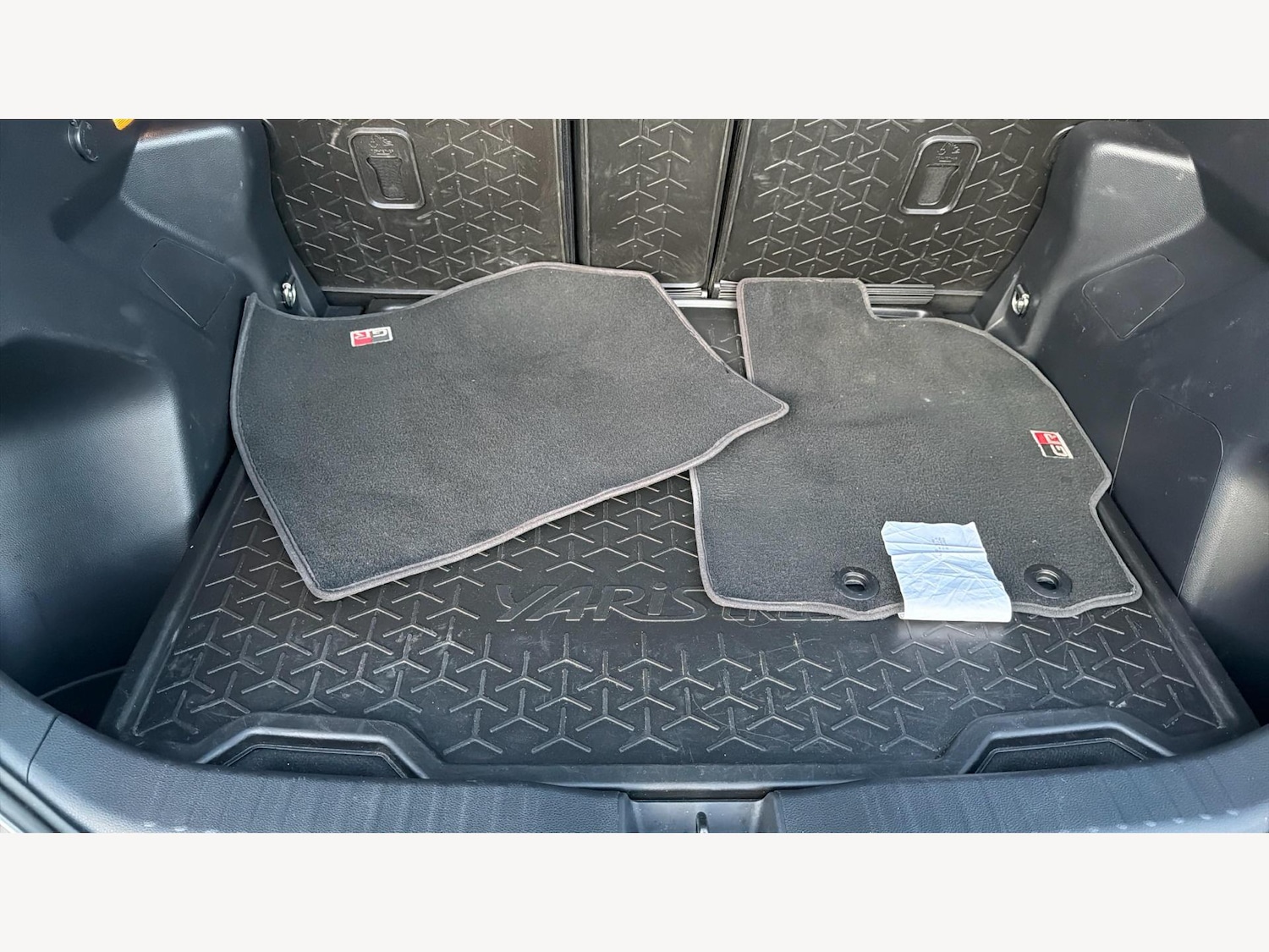 Used Toyota Yaris Cross 2023 for sale - 77057270: Photo 16