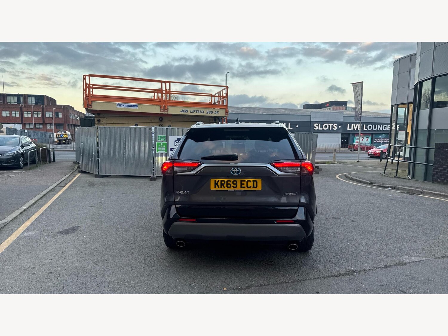 Used Toyota RAV4 2019 for sale - 76727268: Photo 21