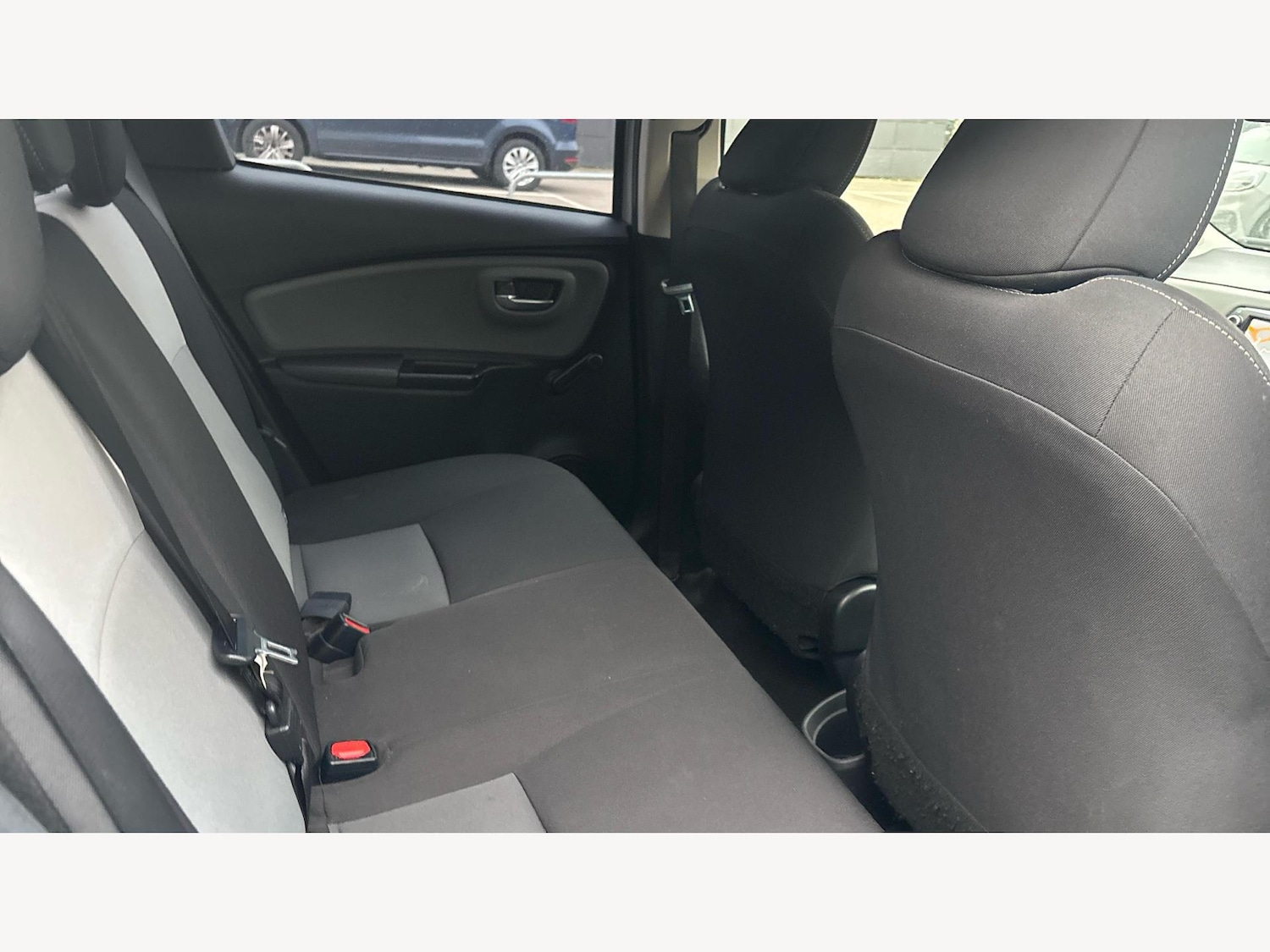 Used Toyota Yaris 2017 for sale - 77057253: Photo 14