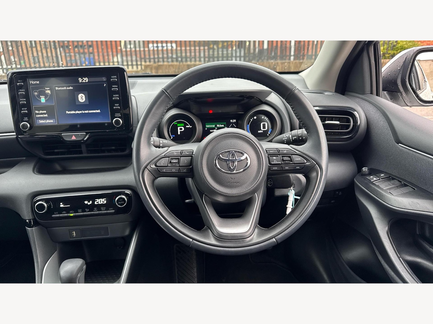 Used Toyota Yaris 2023 for sale - 76512294: Photo 8