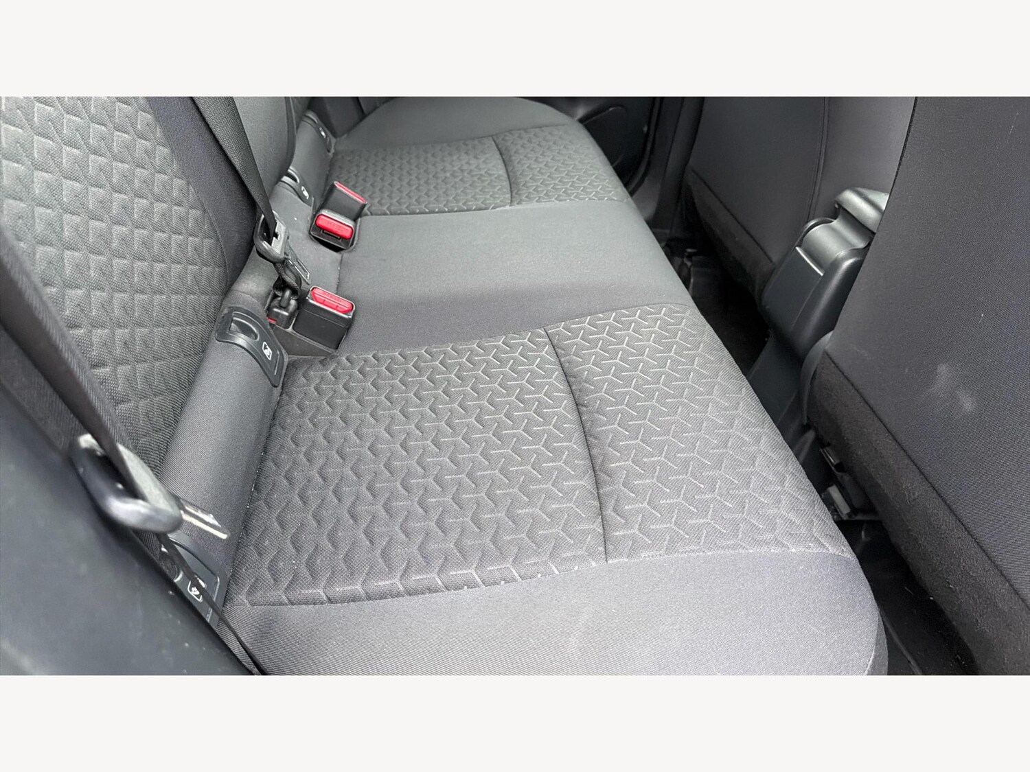 Used Toyota Yaris Cross 2023 for sale - 77574893: Photo 14