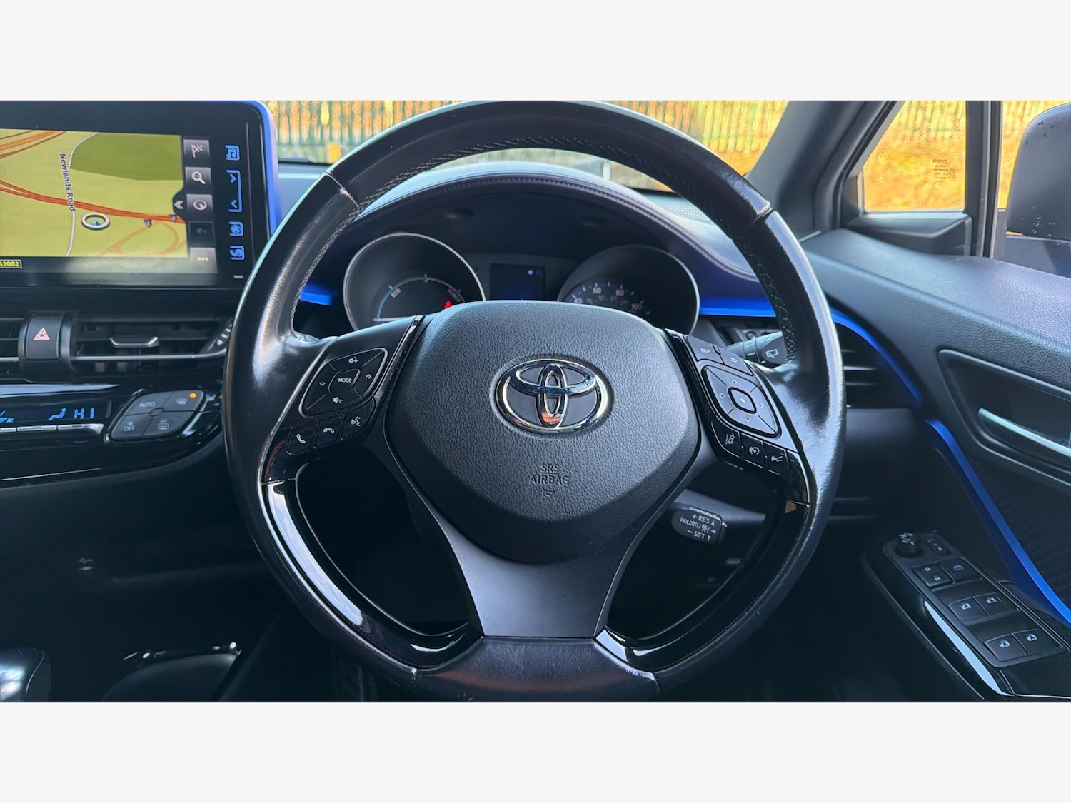 Used Toyota C-HR 2018 for sale - 77203061: Photo 10