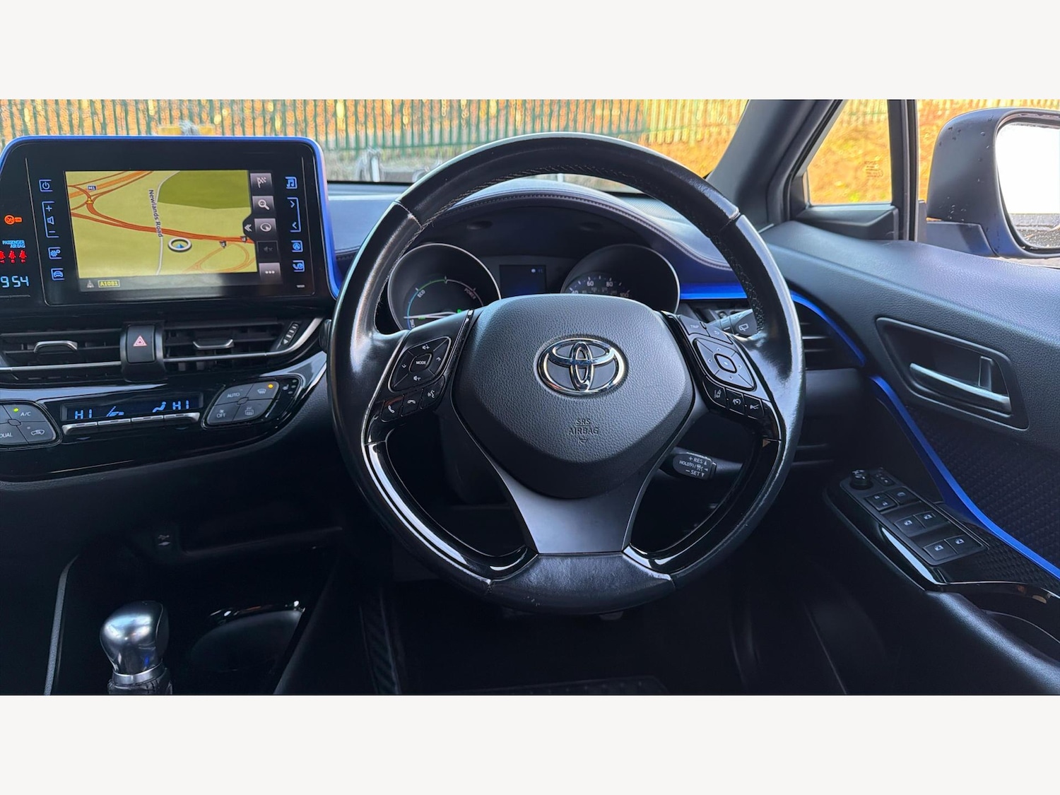 Used Toyota C-HR 2018 for sale - 77203061: Photo 8