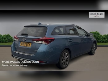 Used Toyota Auris 2017 for sale - 77633500: Photo