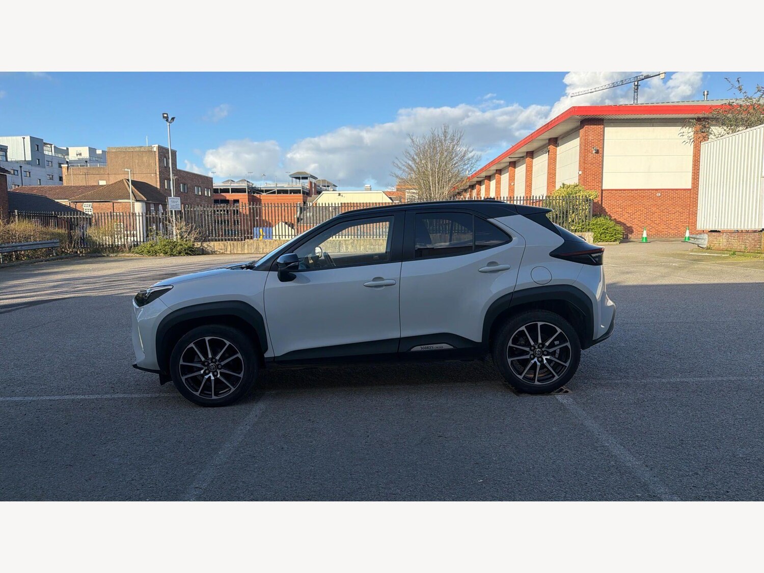 Used Toyota Yaris Cross for sale - 77898324: Photo 20