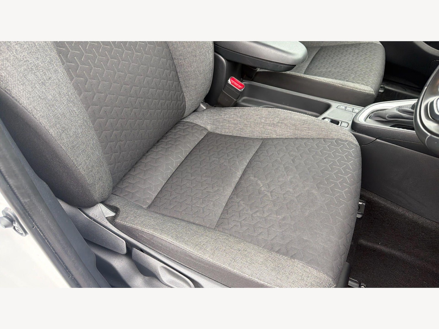 Used Toyota Yaris Cross for sale - 78136115: Photo 19