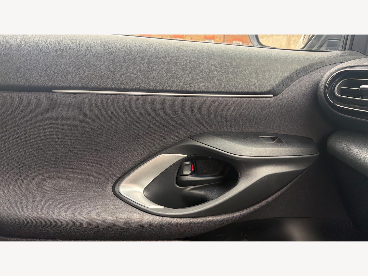 Used Toyota Yaris Cross for sale - 78136115: Photo 21