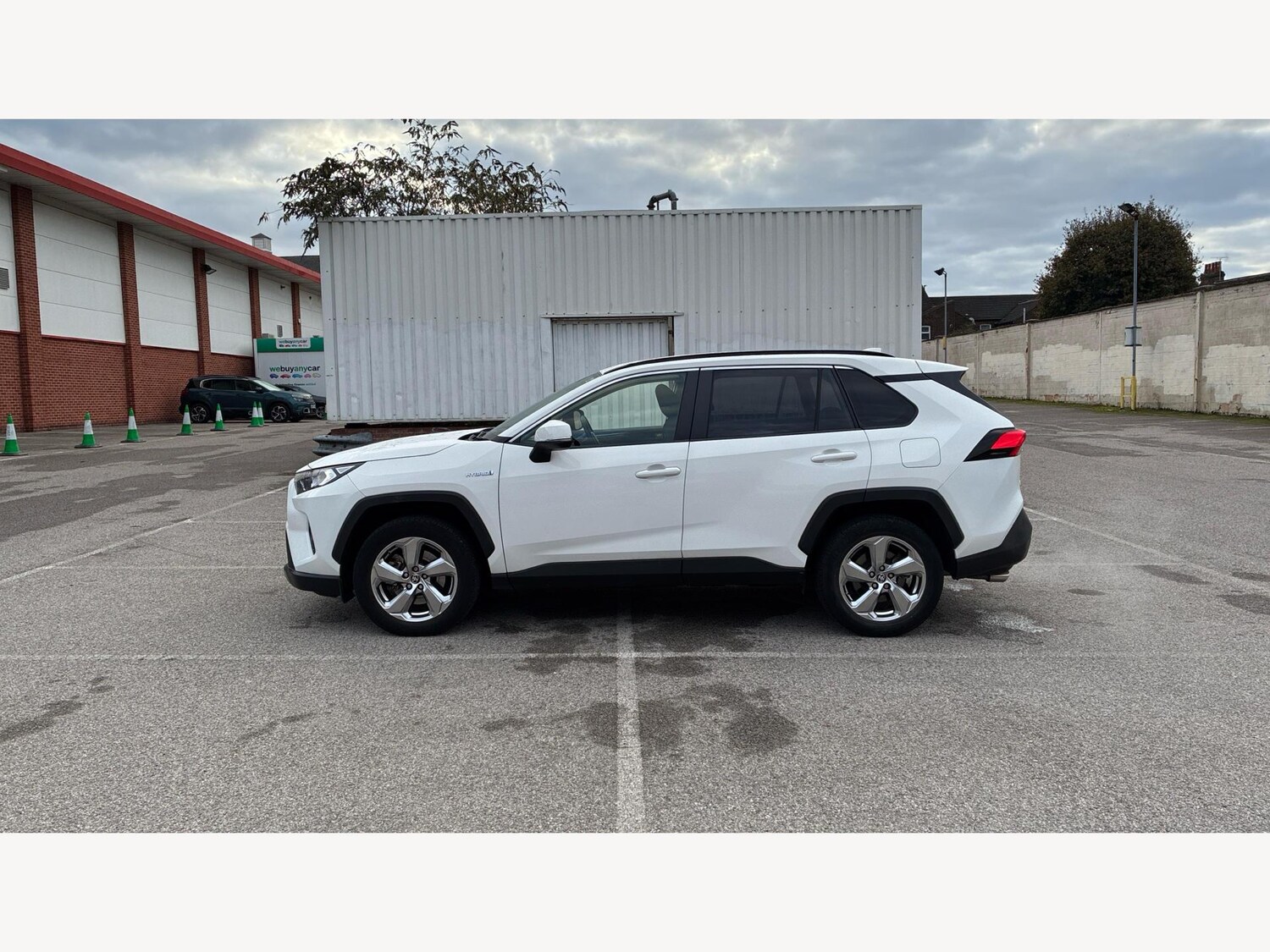 Used Toyota RAV4 2020 for sale - 76326362: Photo 19