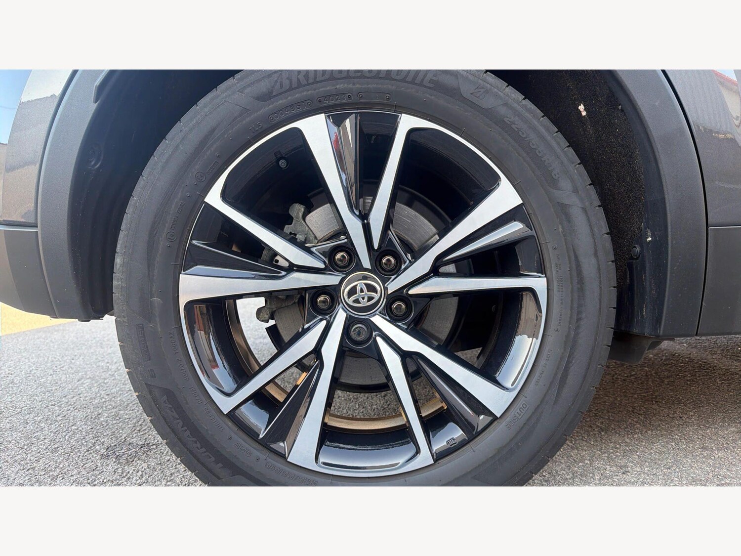 Used Toyota C-HR 2024 for sale - 77969781: Photo 21