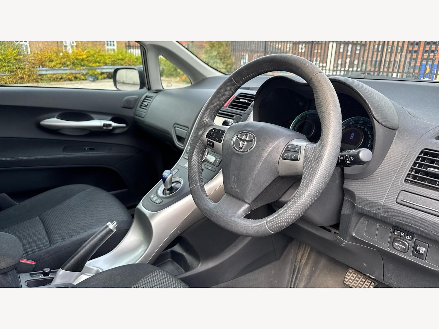 Used Toyota Auris 2012 for sale - 76409565: Photo 13